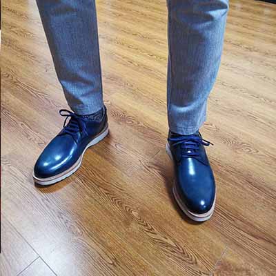 Leather shoes customization process Leather shoes customization process